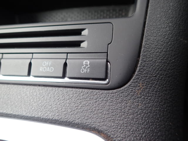 VOLKSWAGEN Tiguan thumbnail 43