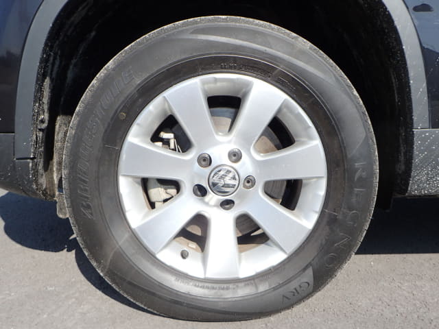 VOLKSWAGEN Tiguan thumbnail 9