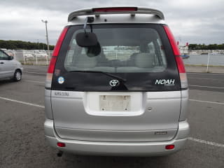 2001 TOYOTA Townace Noah
