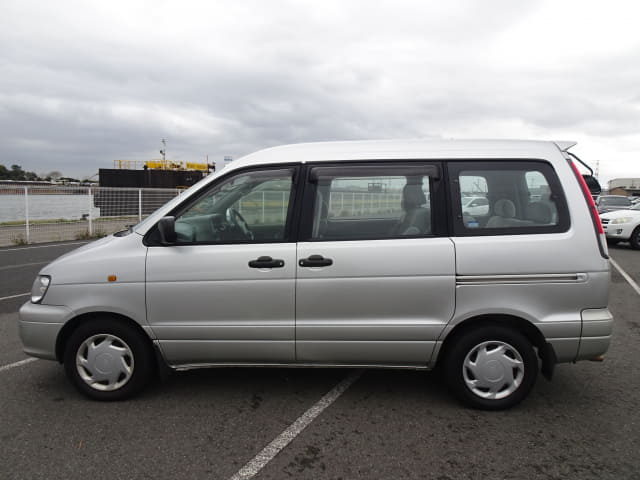 2001 TOYOTA Townace Noah