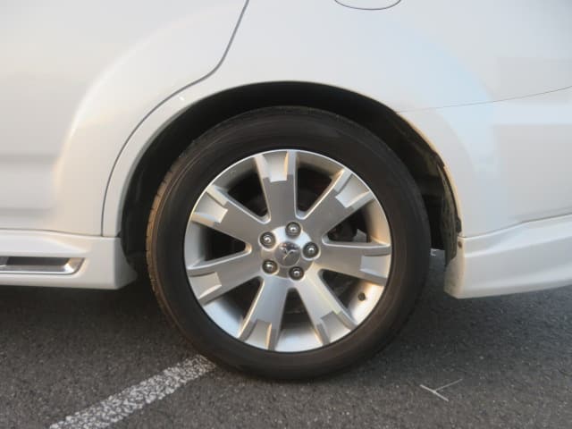 MITSUBISHI Outlander thumbnail 10