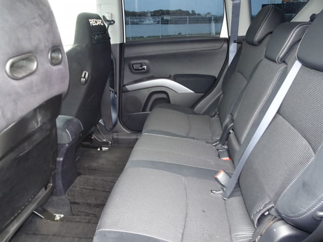 MITSUBISHI Outlander thumbnail 27