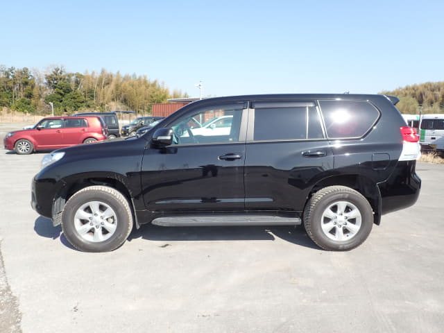 2011 TOYOTA Land Cruiser Prado