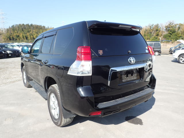 2011 TOYOTA Land Cruiser Prado
