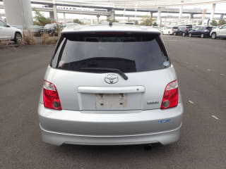 2005 TOYOTA IST