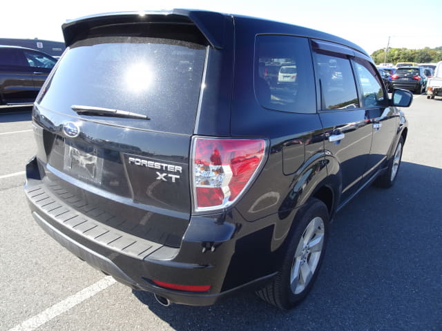 2011 SUBARU Forester