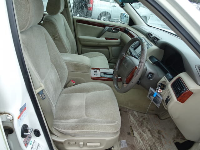 TOYOTA Crown thumbnail 25