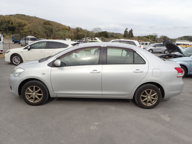 2007 TOYOTA Belta