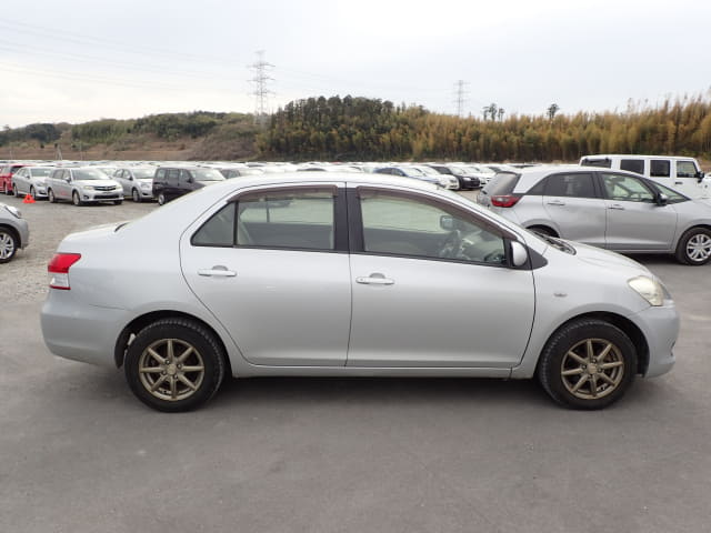 2007 TOYOTA Belta