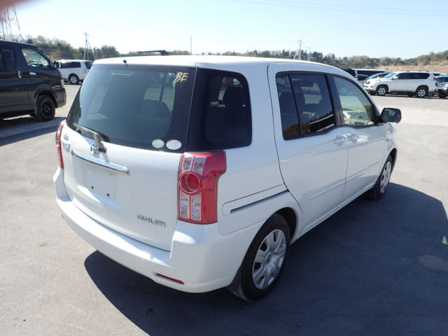 2009 TOYOTA Raum