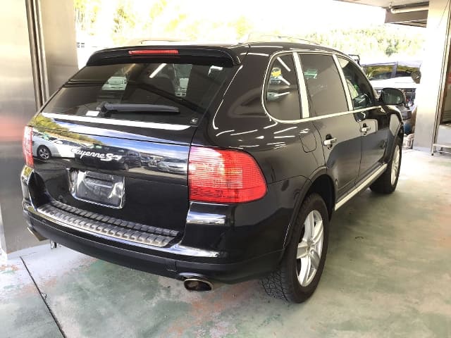 2004 Porsche Cayenne