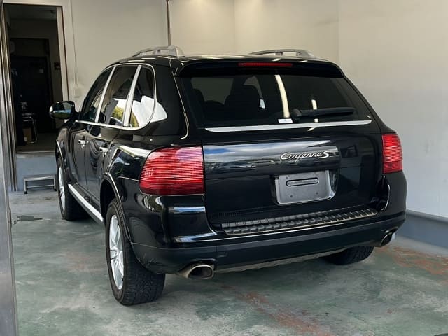 2004 Porsche Cayenne