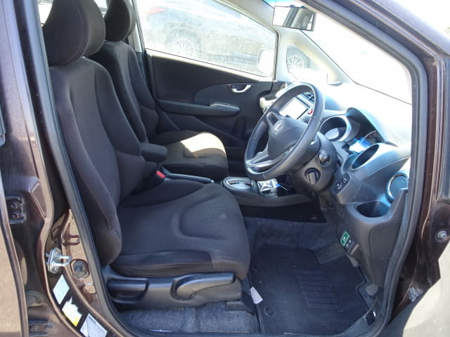 HONDA Fit thumbnail 25