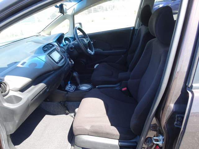 HONDA Fit thumbnail 26