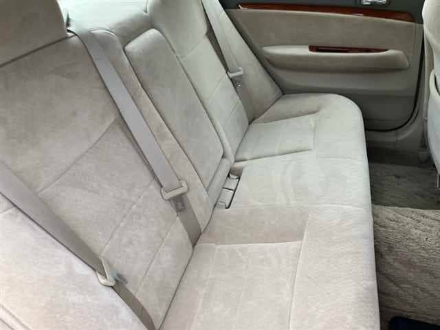 2004 TOYOTA Mark II