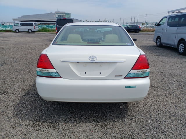 2004 TOYOTA Mark II