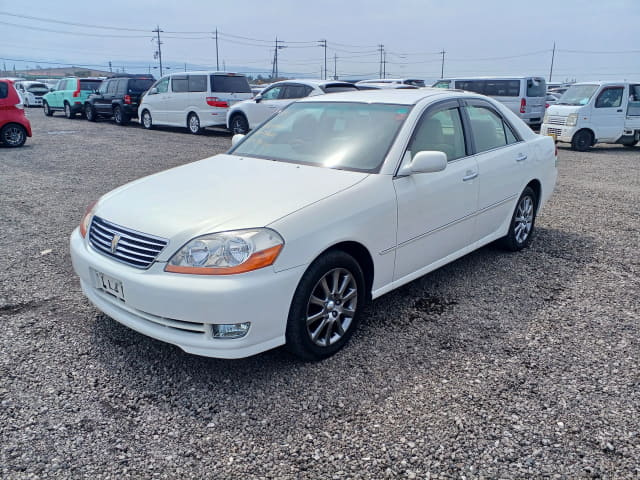 2004 TOYOTA Mark II