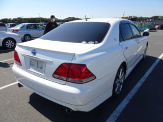 2004 TOYOTA Crown