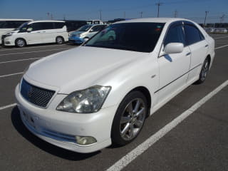 2004 TOYOTA Crown