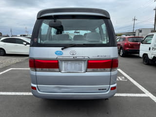 1999 TOYOTA Regius Wagon
