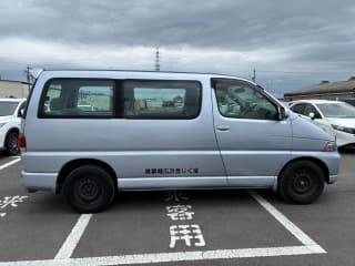 1999 TOYOTA Regius Wagon