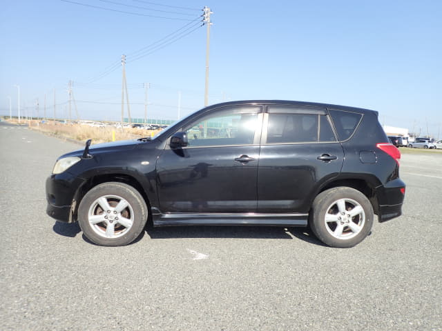 TOYOTA RAV4 thumbnail 2