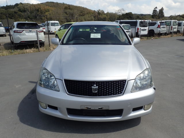 TOYOTA Crown thumbnail 8