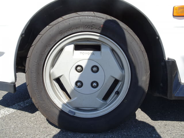 TOYOTA MR2 thumbnail 9