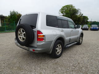 2001 MITSUBISHI Pajero