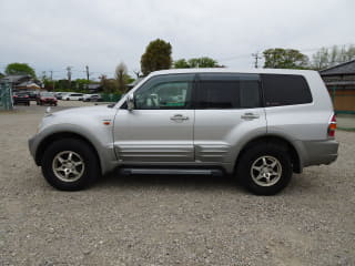 2001 MITSUBISHI Pajero