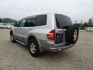 2001 MITSUBISHI Pajero