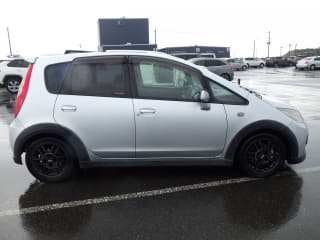 2006 MITSUBISHI Colt