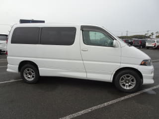 1999 TOYOTA Regius Wagon