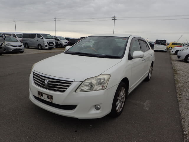 TOYOTA Premio