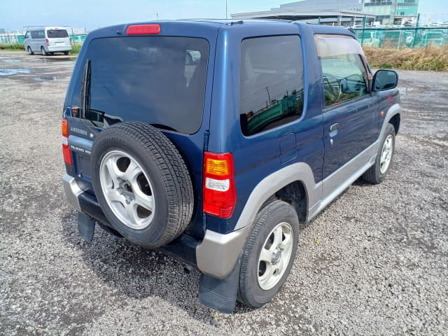 2000 MITSUBISHI Pajero Mini