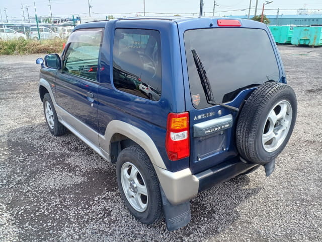 2000 MITSUBISHI Pajero Mini