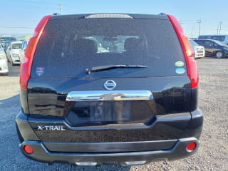 2010 NISSAN X-Trail