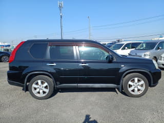 2010 NISSAN X-Trail