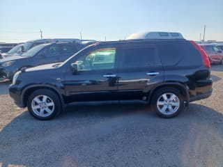 2010 NISSAN X-Trail