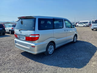 2005 TOYOTA Alphard