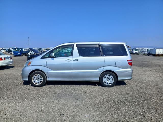 2005 TOYOTA Alphard