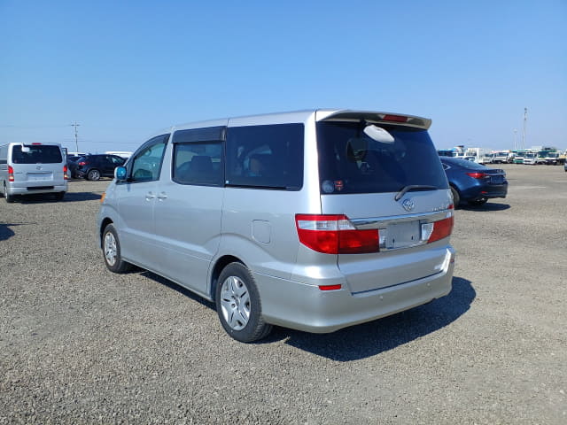 2005 TOYOTA Alphard