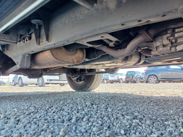 TOYOTA Land Cruiser thumbnail 23