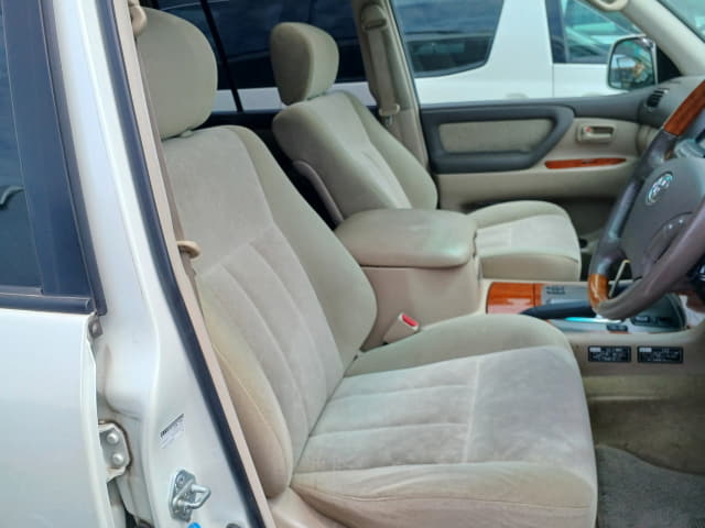 TOYOTA Land Cruiser thumbnail 25