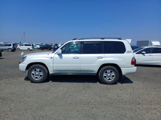 2004 TOYOTA Land Cruiser