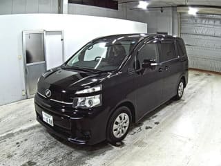 2011 TOYOTA Voxy