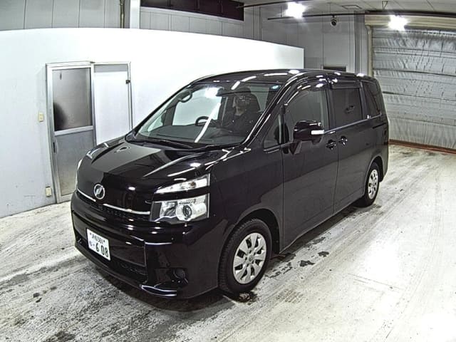 2011 TOYOTA Voxy