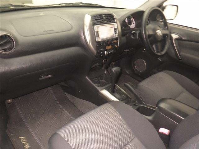 TOYOTA RAV4 thumbnail 46