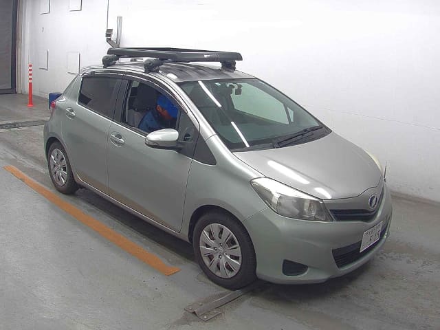 TOYOTA Vitz thumbnail 51
