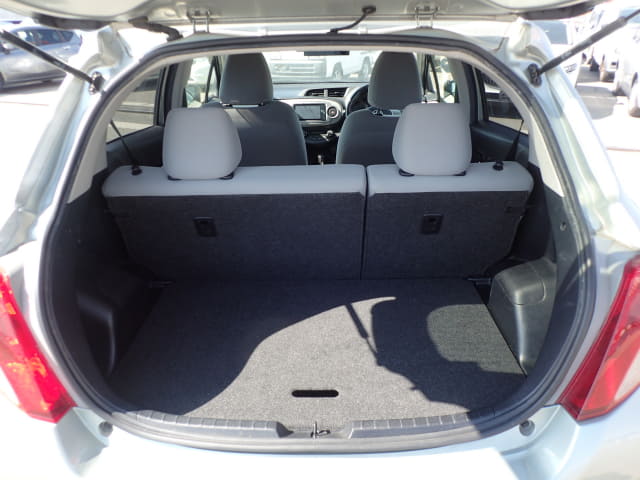 TOYOTA Vitz thumbnail 28
